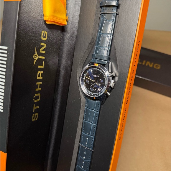 Men’s Stuhrling Watch - Picture 1 of 3
